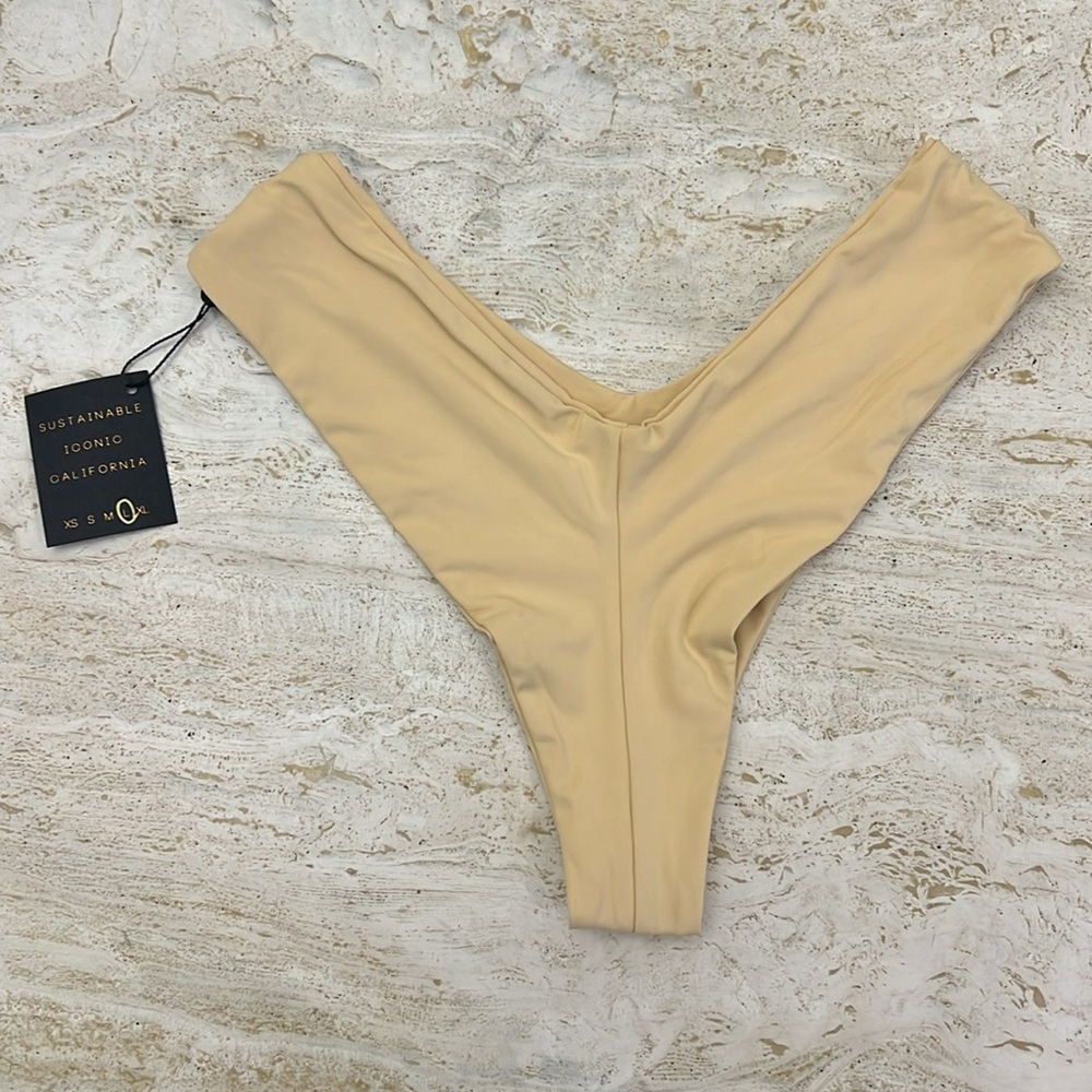 SKATIE IGGY SWIM BOTTOM - NUDE - WOMEN’S large - Picture 2 of 8